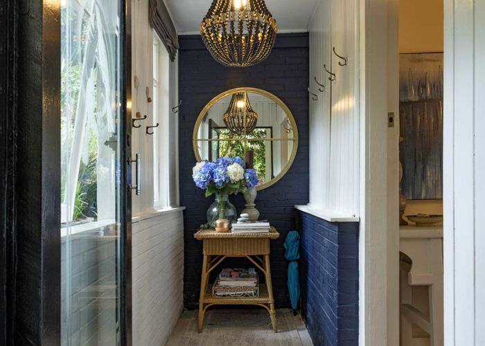  at 11 Tawini Road, Titirangi, Waitakere City, Auckland