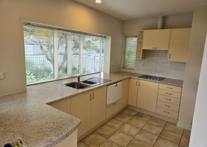  at 11/61a Bryndwr Road, Bryndwr, Christchurch City, Canterbury