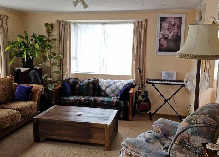  at 28 Chapman Place, Kawaha Point, Rotorua, Bay Of Plenty