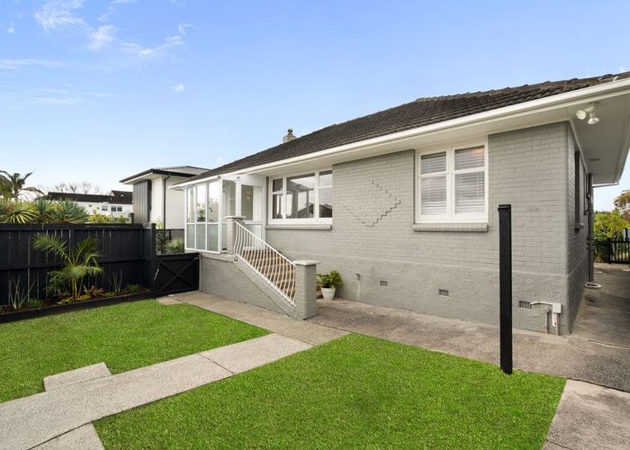  at 50 Clovelly Road, Bucklands Beach, Manukau City, Auckland
