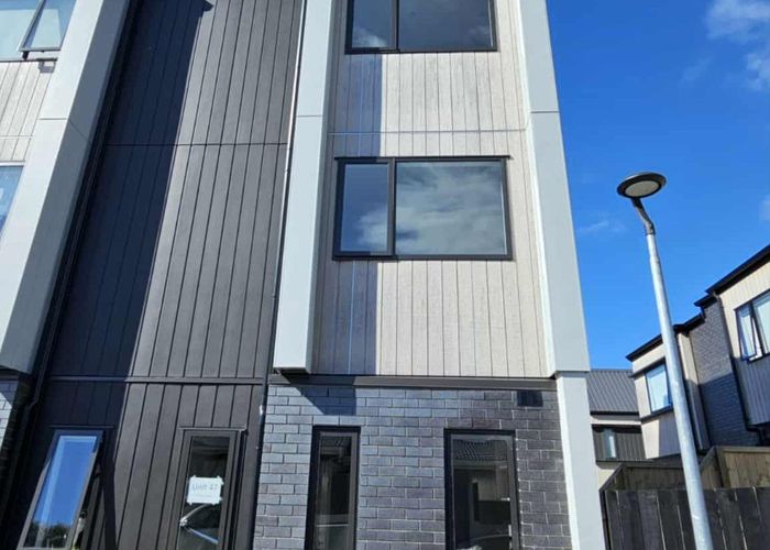  at 3 Paetai Lane, Te Atatu Peninsula, Waitakere City, Auckland