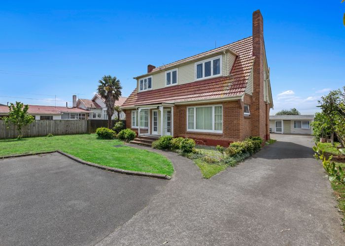  at 98 Wallace Road, Papatoetoe, Auckland