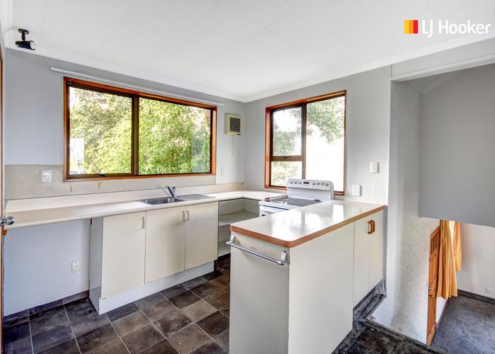  at 9 Junction Road, Ravensbourne, Dunedin