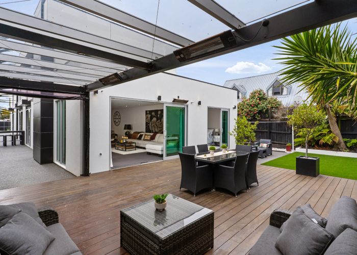  at 19 Devonport Lane, Merivale, Christchurch City, Canterbury