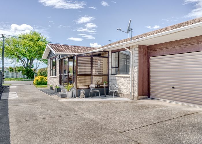  at 1/135 Sawyers Arms Road, Northcote, Christchurch