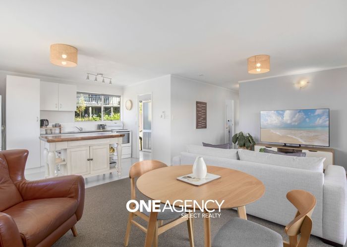  at 12 Chapel Street, Takapuwahia, Porirua