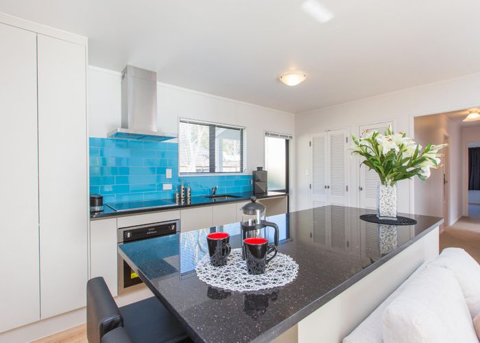 at 2/30 Pinehurst Place, Wattle Downs, Manukau City, Auckland