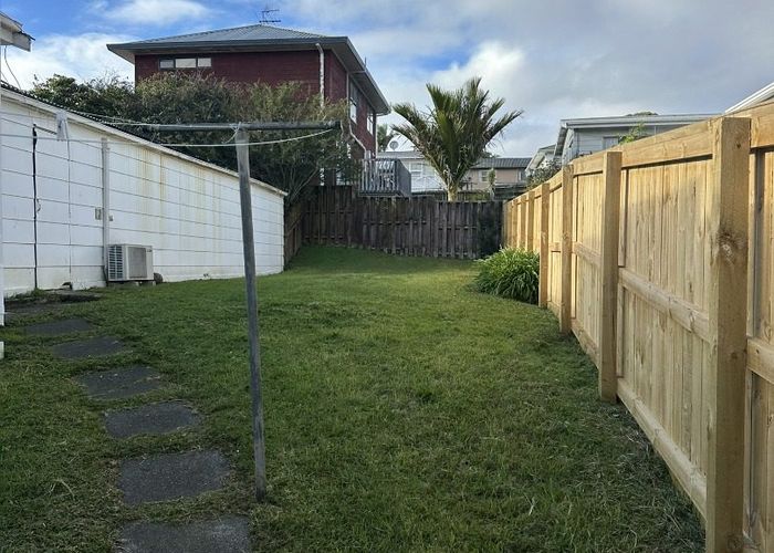  at 1/36a Sunnynook Road, Sunnynook, North Shore City, Auckland