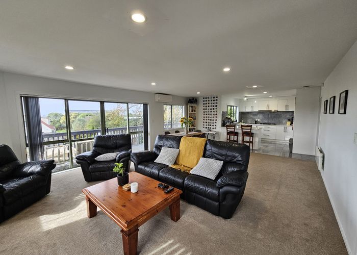  at 24 Carillon Place, Massey, Waitakere City, Auckland
