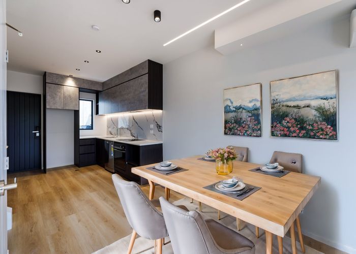  at 8/7 Brookfield Road, Te Atatu Peninsula, Auckland