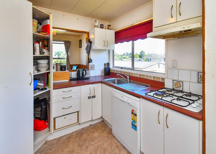  at 50 Ferndown Avenue, Papatoetoe, Auckland