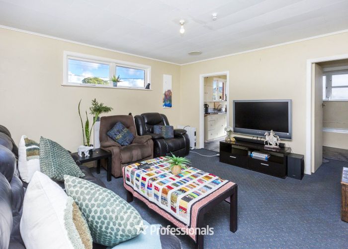  at 1/33 Ward Street, Trentham, Upper Hutt, Wellington