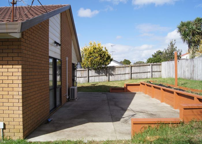  at 8 Colt Place, Randwick Park, Manukau City, Auckland