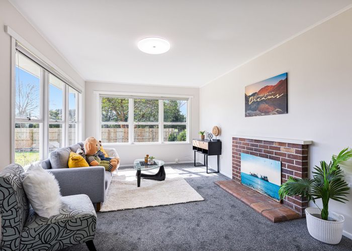  at 5 Alexander Crescent, Otara, Auckland