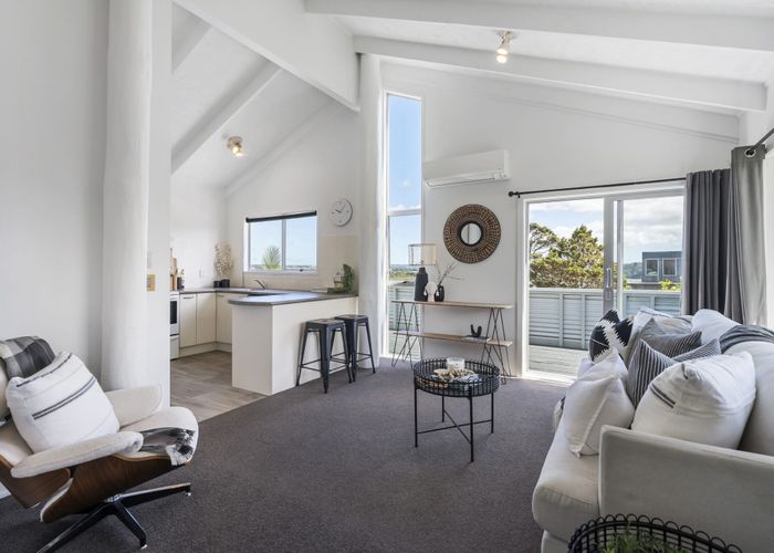  at 1/6 Oruamo Place, Beach Haven, North Shore City, Auckland