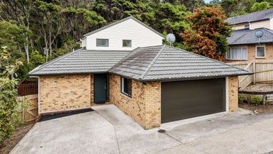 at 43 Heathglen Place, Bayview, Auckland