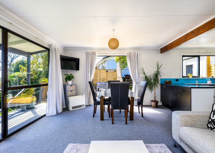  at 3 Lindaver Grove, Merrilands, New Plymouth, Taranaki