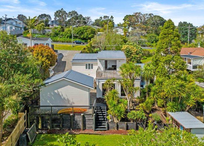 Recently sold 532 Beach Road, Murrays Bay, Auckland homes.co.nz