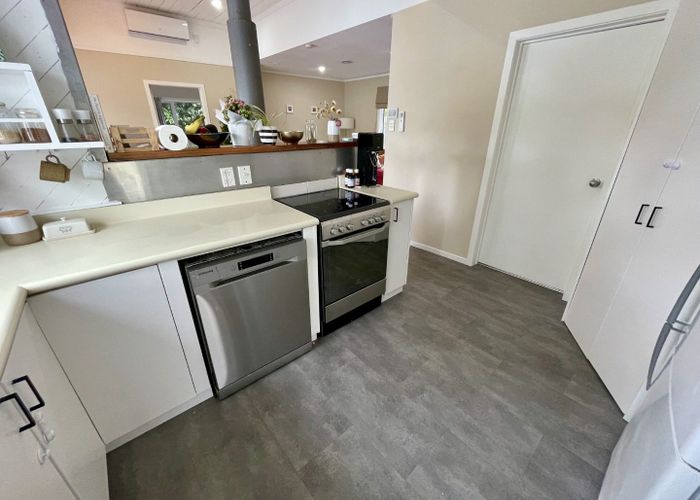  at 2 Te Pari Pari Road, Pukerua Bay, Porirua, Wellington