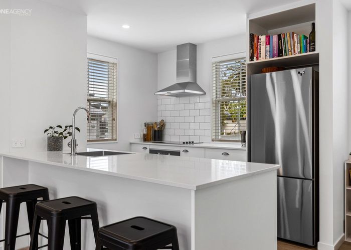  at 1/24 Devon Street, Sydenham, Christchurch