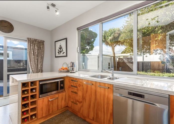  at 14 Jessie Street, Petone, Lower Hutt, Wellington