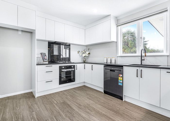 at 33A Normandy Avenue, Melville, Hamilton