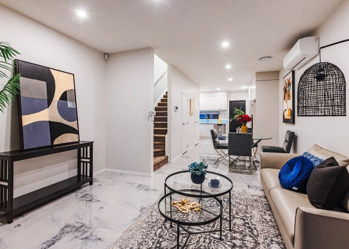  at 12/21 Hazards Road, Weymouth, Manukau City, Auckland