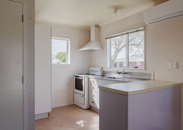  at 32 Robinson Crescent, Westbrook, Palmerston North