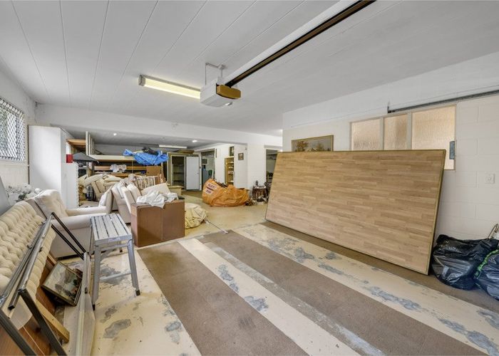  at 31 Castleton Drive, Mellons Bay, Manukau City, Auckland