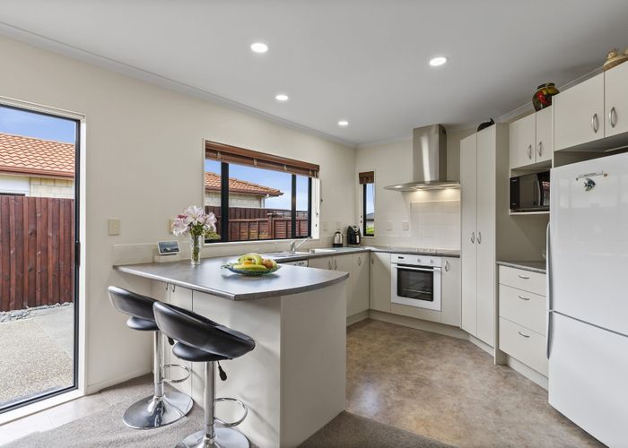  at 44 Chesterfield Way, Orewa, Orewa