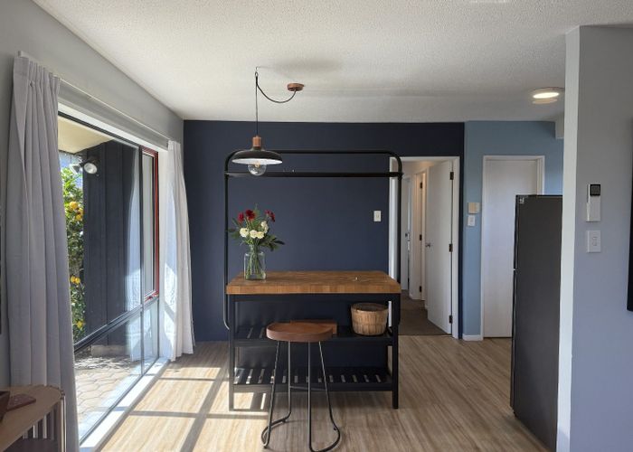  at 214A Springfield Road, St. Albans, Christchurch City, Canterbury