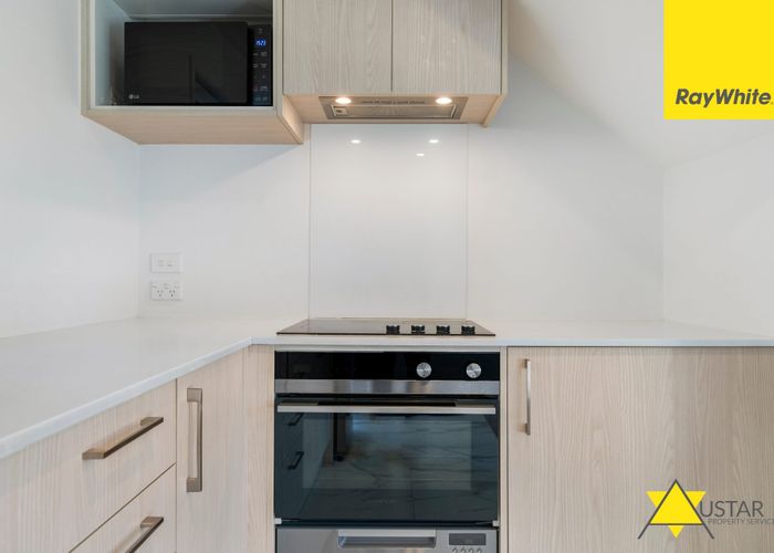  at 10/81 Kervil Avenue, Te Atatu Peninsula, Waitakere City, Auckland