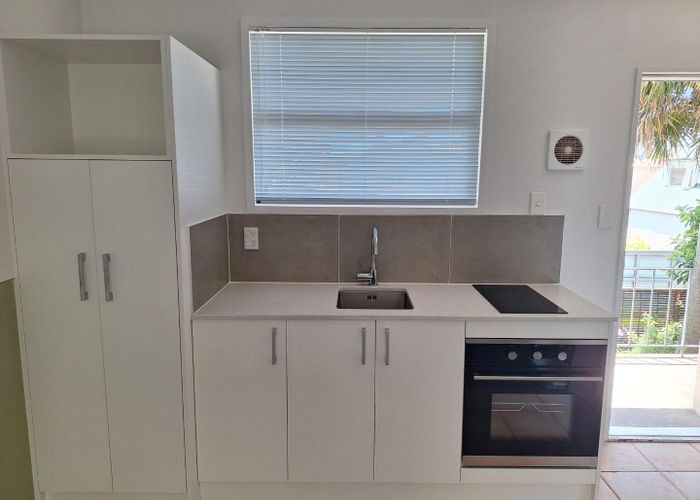  at 3/69A Landscape Road, Mount Eden, Auckland City, Auckland