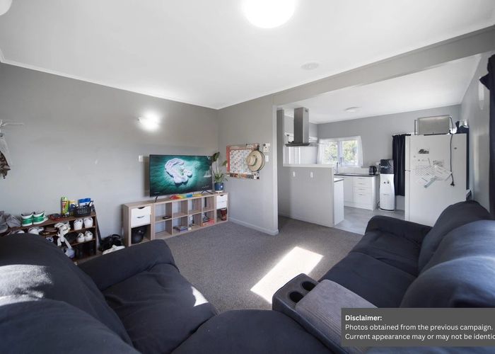  at 42A Evans Road, Weymouth, Auckland