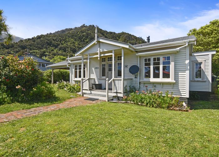  at 15 Cargills Road, BARRYTOWN, RUNANGA