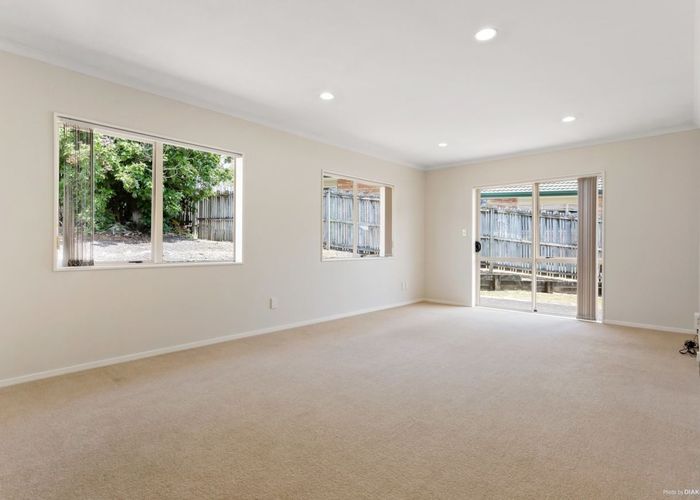  at 5A Landvale Court, Browns Bay, North Shore City, Auckland