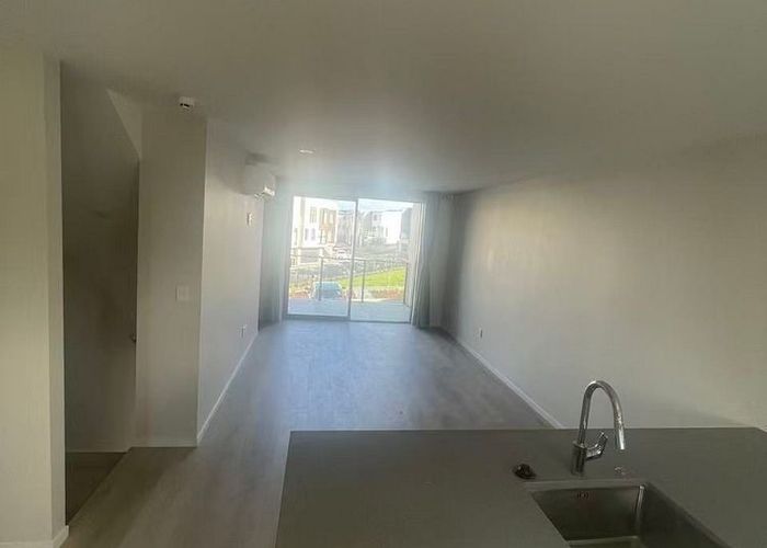  at 3 Lemon Tree Lane, Flat Bush, Manukau City, Auckland