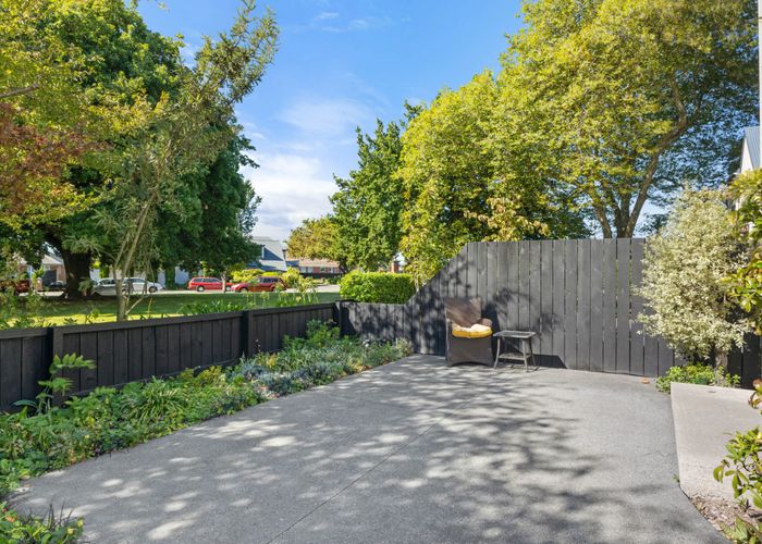 at 7 Parade Court, Addington, Christchurch
