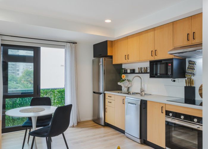  at 2B/2 Eden Crescent, City Centre, Auckland City, Auckland