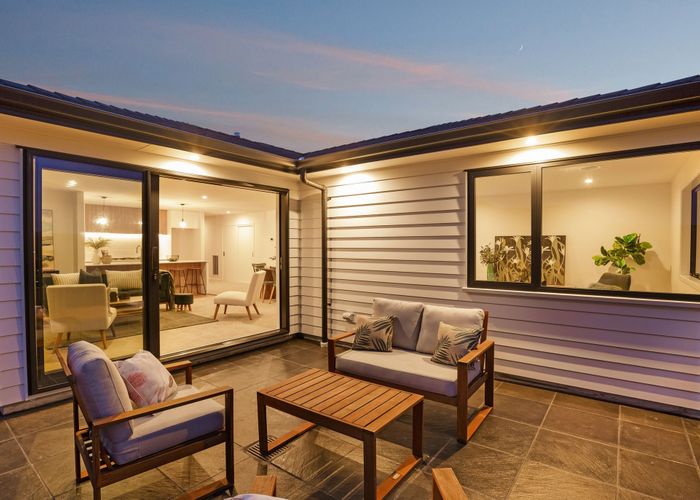  at 26 Te Hoiere Street, Aotea, Porirua, Wellington
