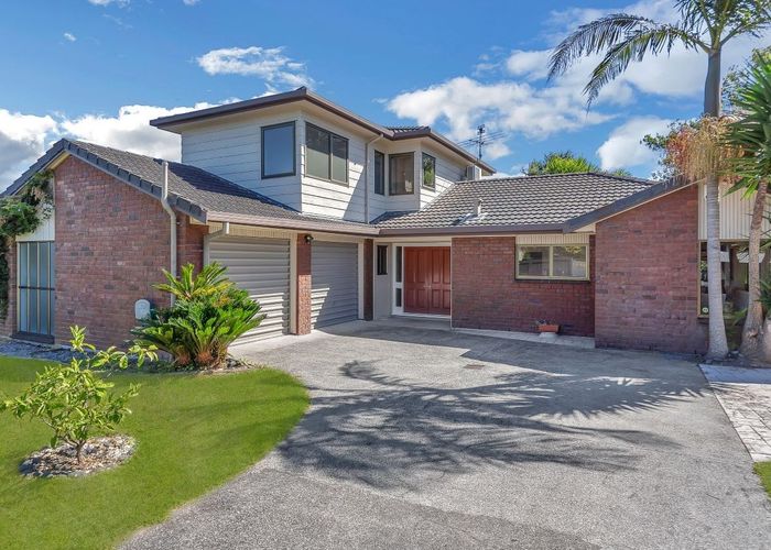  at 13 Reynard Terrace, Conifer Grove, Takanini