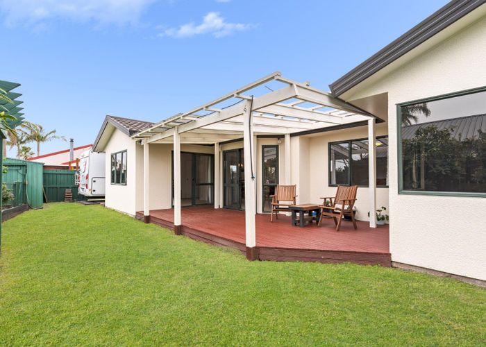  at 4 Checketts Place, Papamoa, Tauranga, Bay Of Plenty
