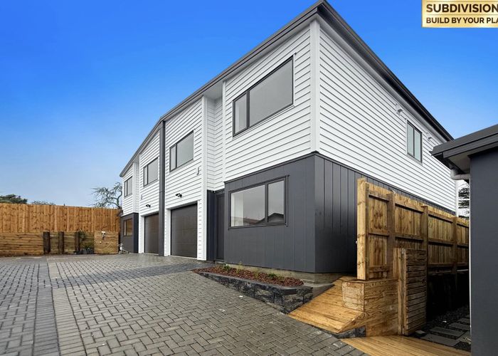  at 4/25 Hutchinson Avenue, New Lynn, Waitakere City, Auckland