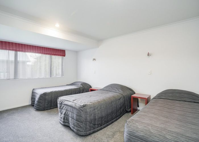  at 8C Camden Street, Turnbull Thomson Park, Invercargill, Southland