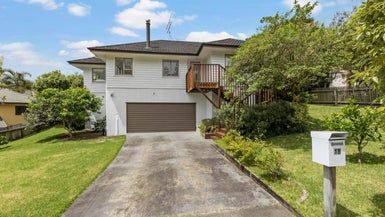  at 18 Stephen Lysnar Place, Hillsborough, Auckland