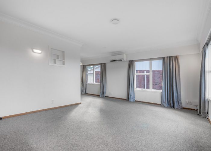  at 2/20 Warren Avenue, Three Kings, Auckland