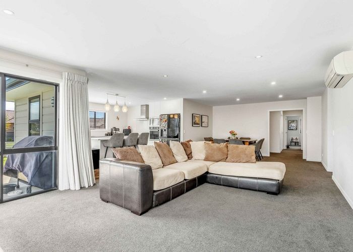  at 14 Harding Drive, Papamoa Beach, Tauranga, Bay Of Plenty