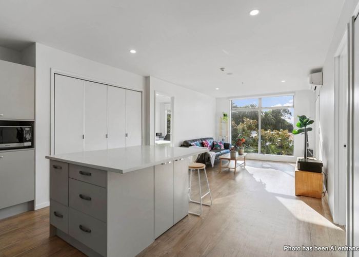  at 206/19 Bute Road, Browns Bay, North Shore City, Auckland