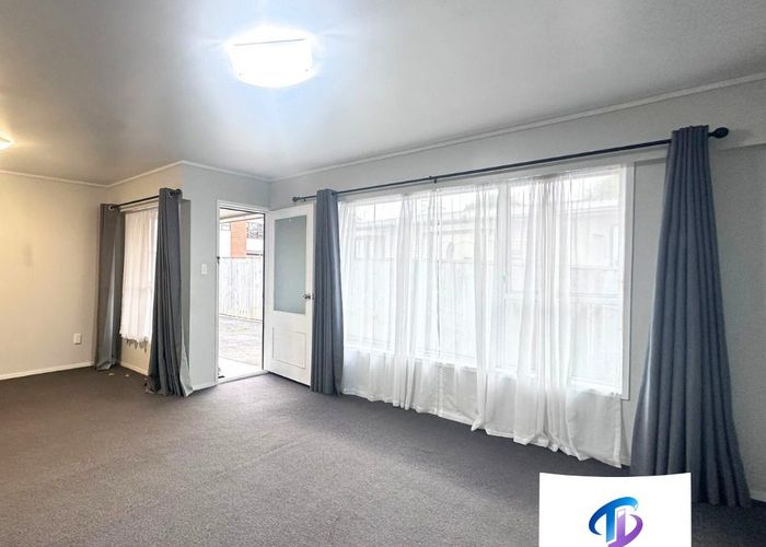  at 2/13 Lochinver Road, Papatoetoe, Manukau City, Auckland
