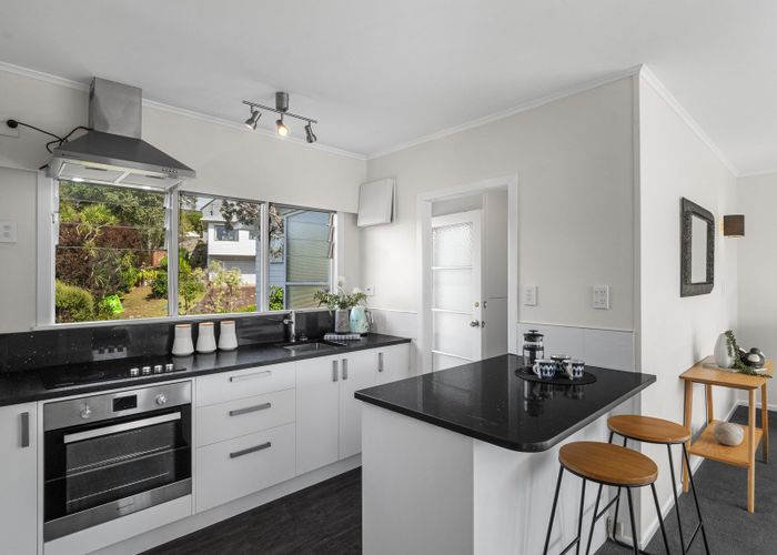  at 6A Tallington Crescent, Torbay, Auckland